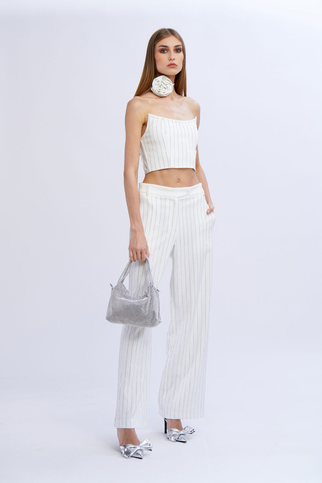 251NB002_6-1333×2000