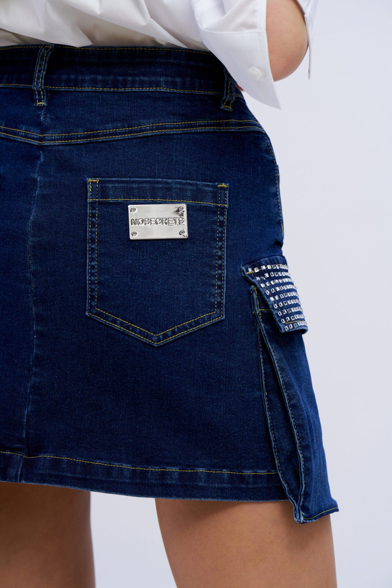 251NS204_3-1333×2000