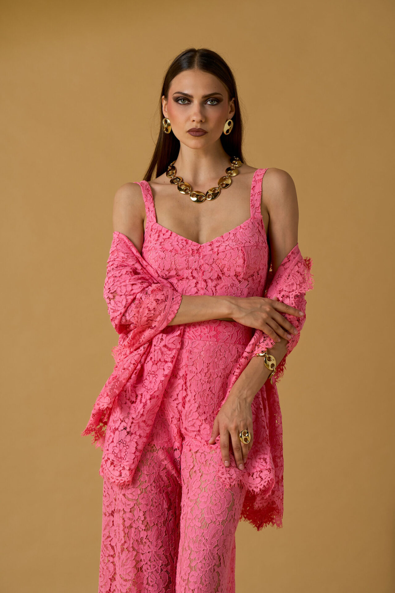 261NA023_4-1333×2000