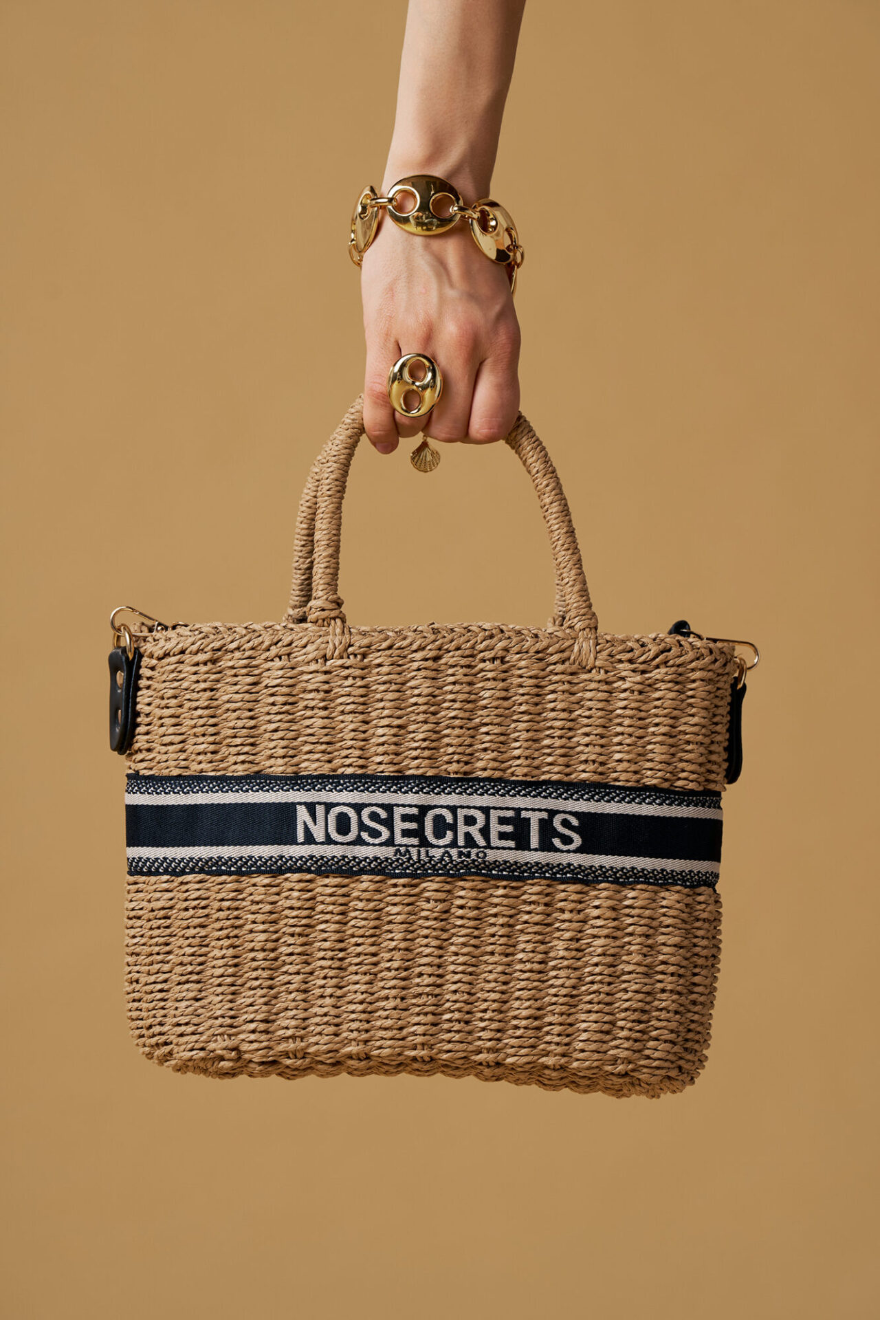 261NB004_3-1333×2000