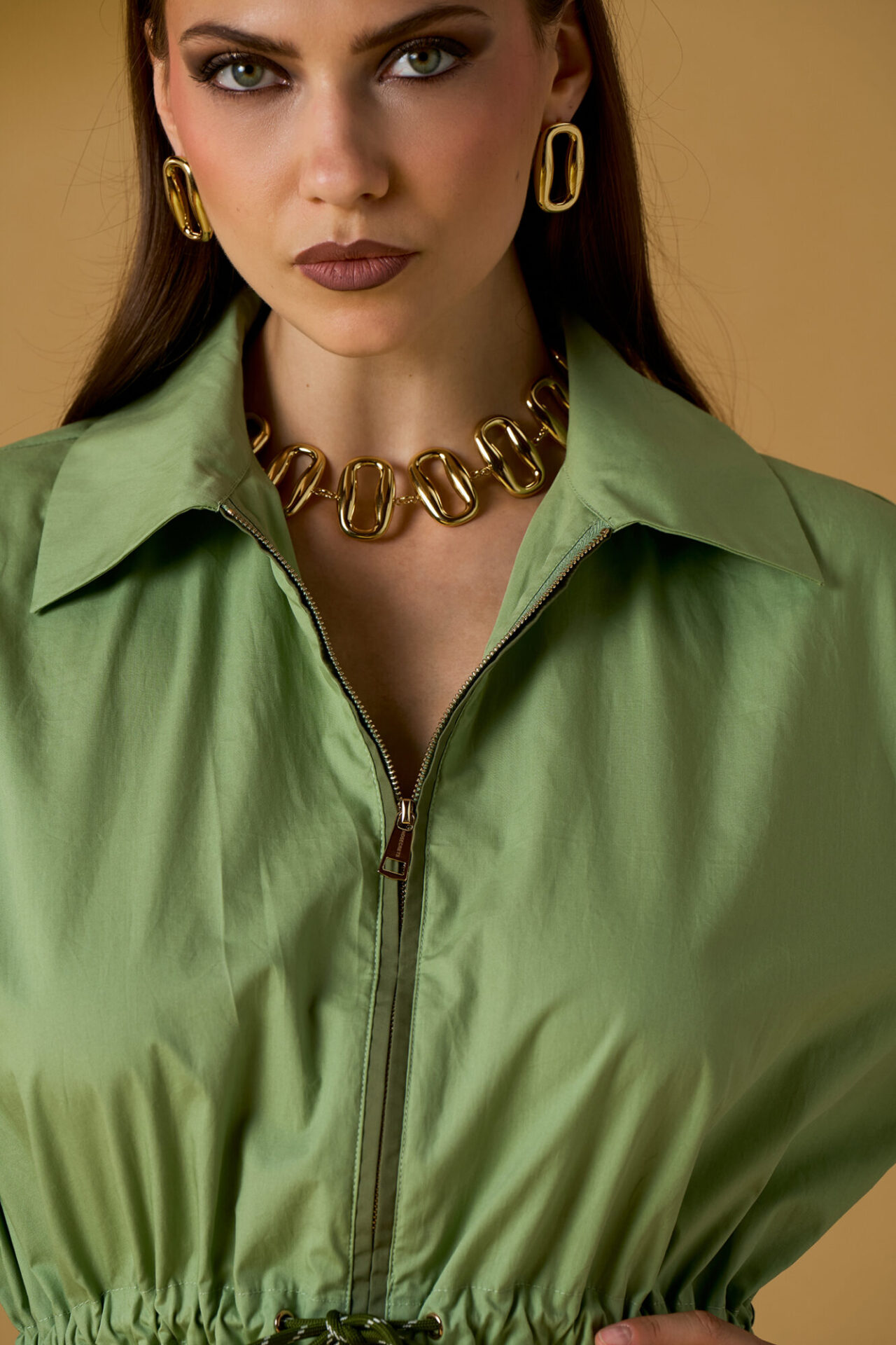 261NS022_2-1333×2000